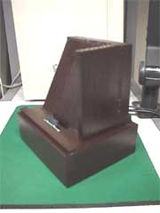 �����i�E