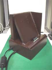 �����i��